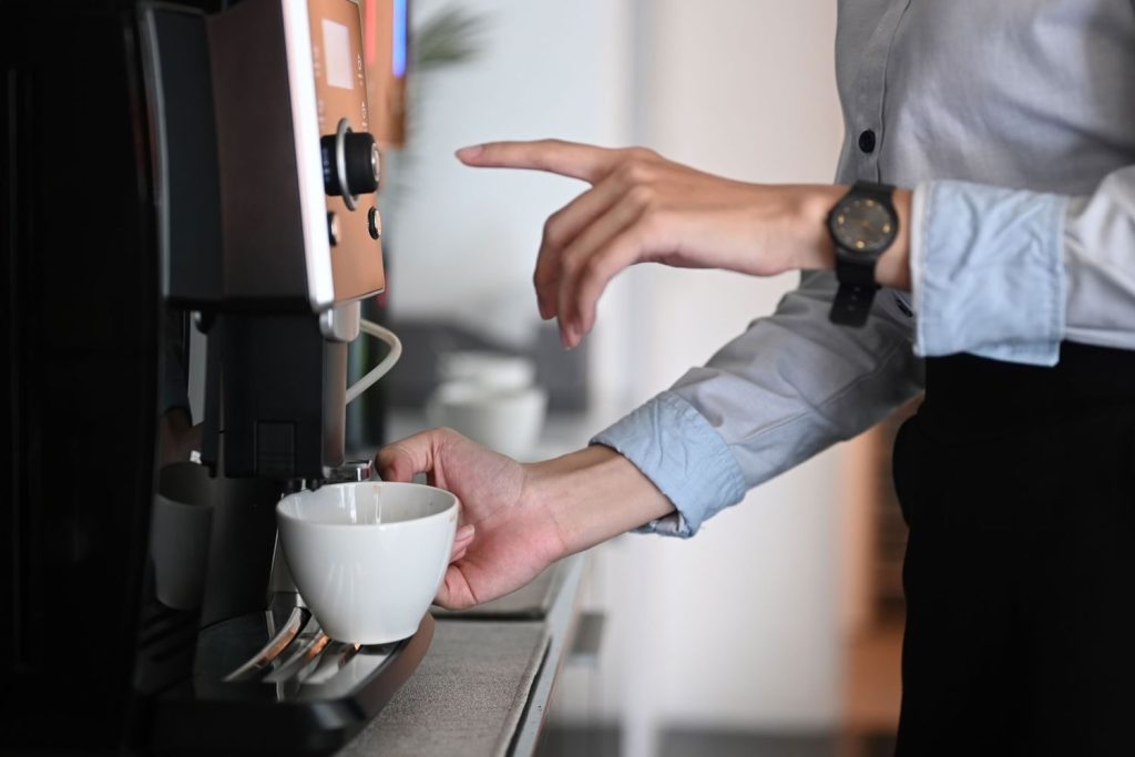 Cafea Premium pentru Birou de la Office Barista - Soluții Adaptate Fiecărei Echipe